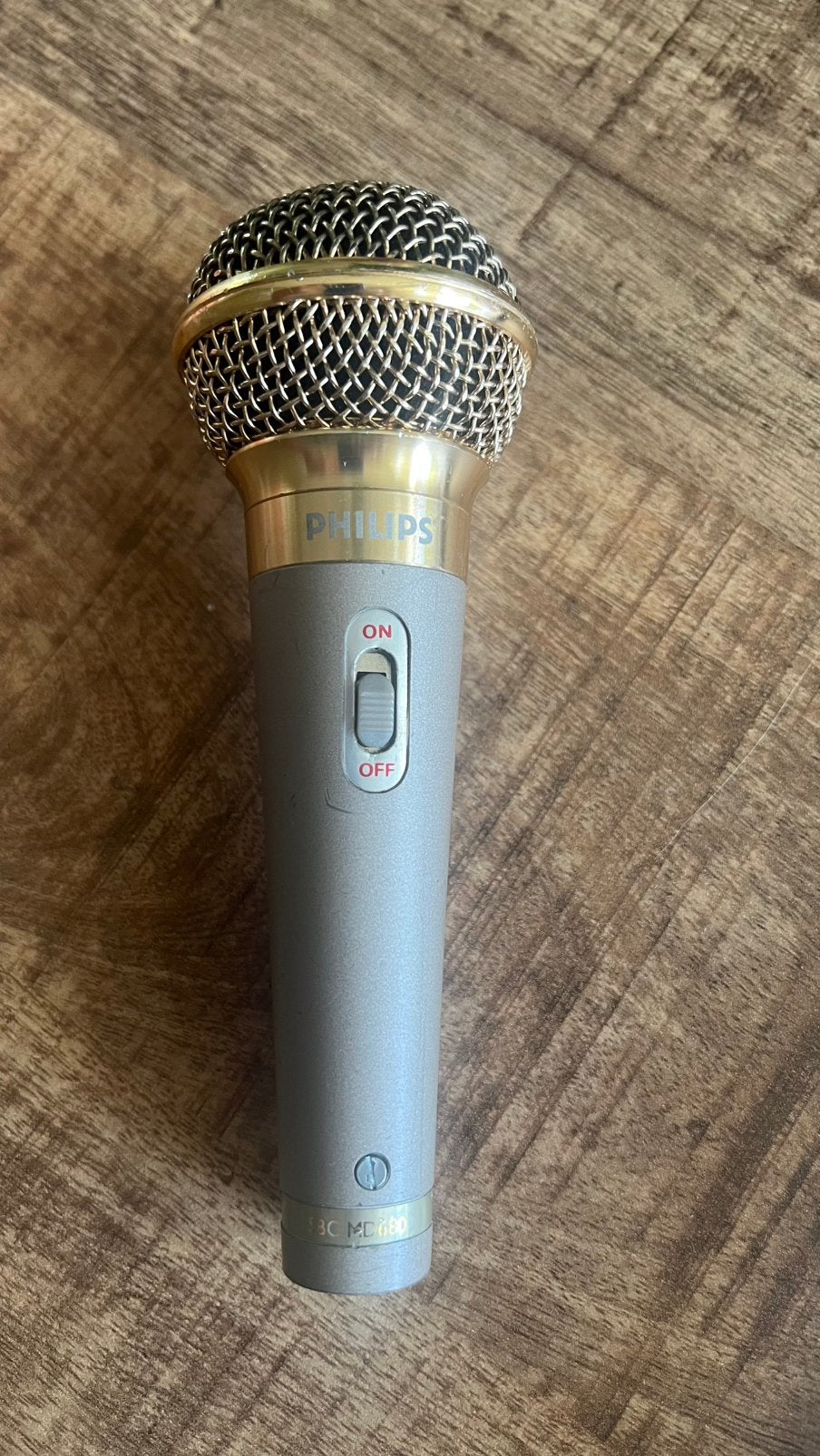 Microfoon Philips Dynamic SBC-MD680, Muziek en Instrumenten, Microfoons, Ophalen of Verzenden, Gebruikt, Zangmicrofoon