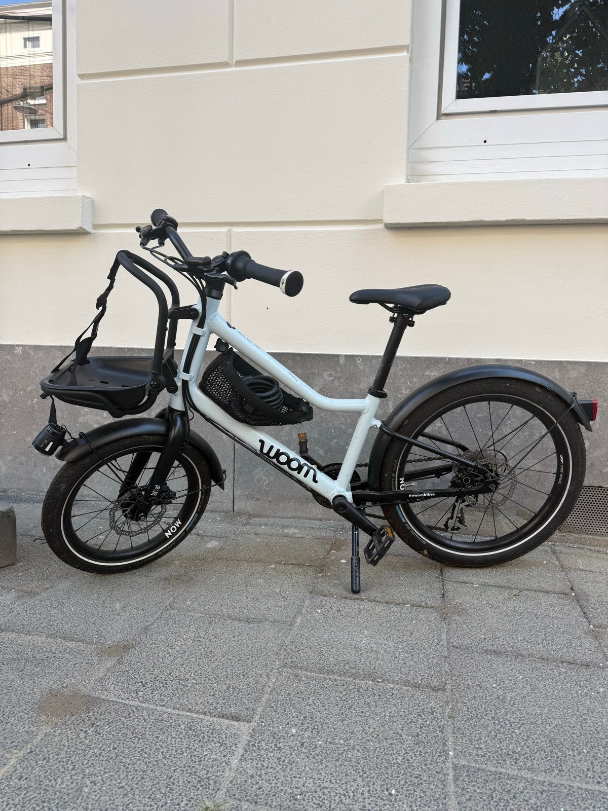 Woom 4 kinderfiets met schijfremmen en spatborden, Ophalen, Gebruikt, Schijfrem, 20 inch of meer