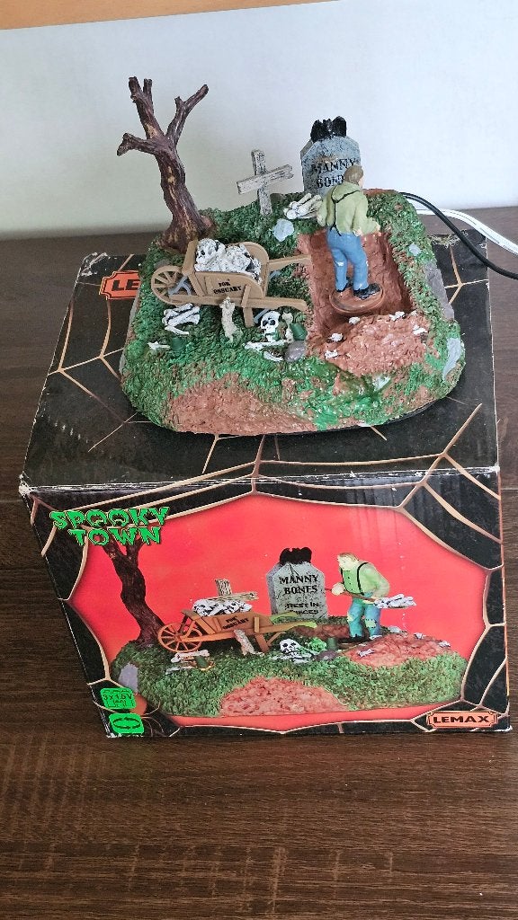 Lemax Spooky Town Igor de doodgraver, Ophalen of Verzenden, Zo goed als nieuw