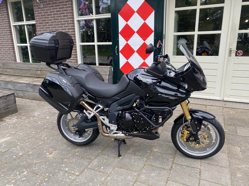 Triumph TIGER 1050 ABS (bj 2011), Motoren, Motoren | Triumph, Triumph Motorcycles Ltd., Bedrijf, After.sales@triumph.co.uk, 1050 cc