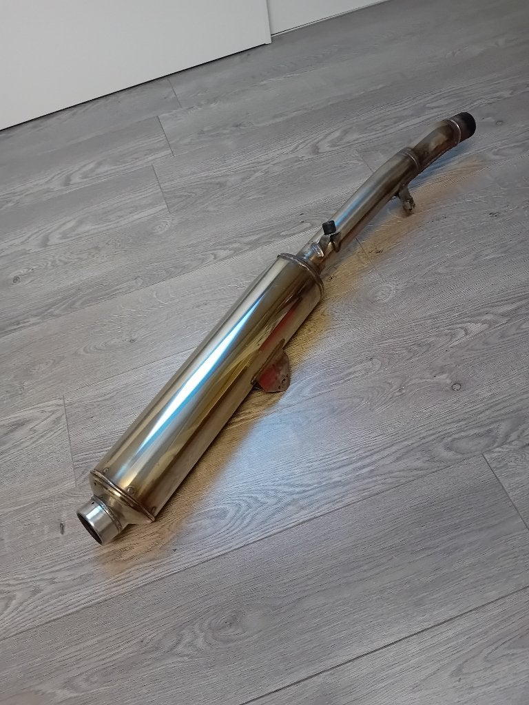 Motor uitlaat, Ophalen, Gebruikt, Suzuki
