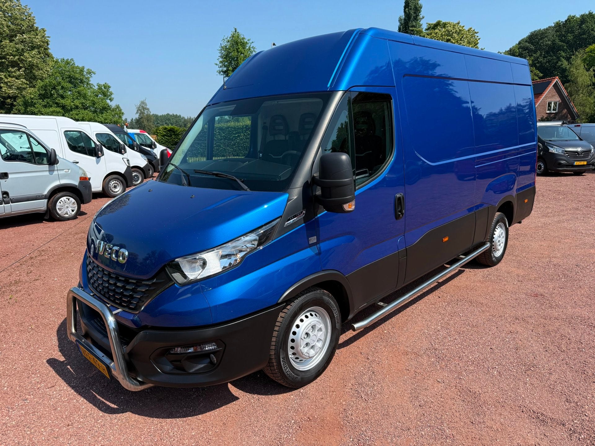 Iveco Daily 35S18V 3.0 Automaat L2H2 3500kg Trekgewicht, Automaat, Achterwielaandrijving, Gebruikt, Euro 6