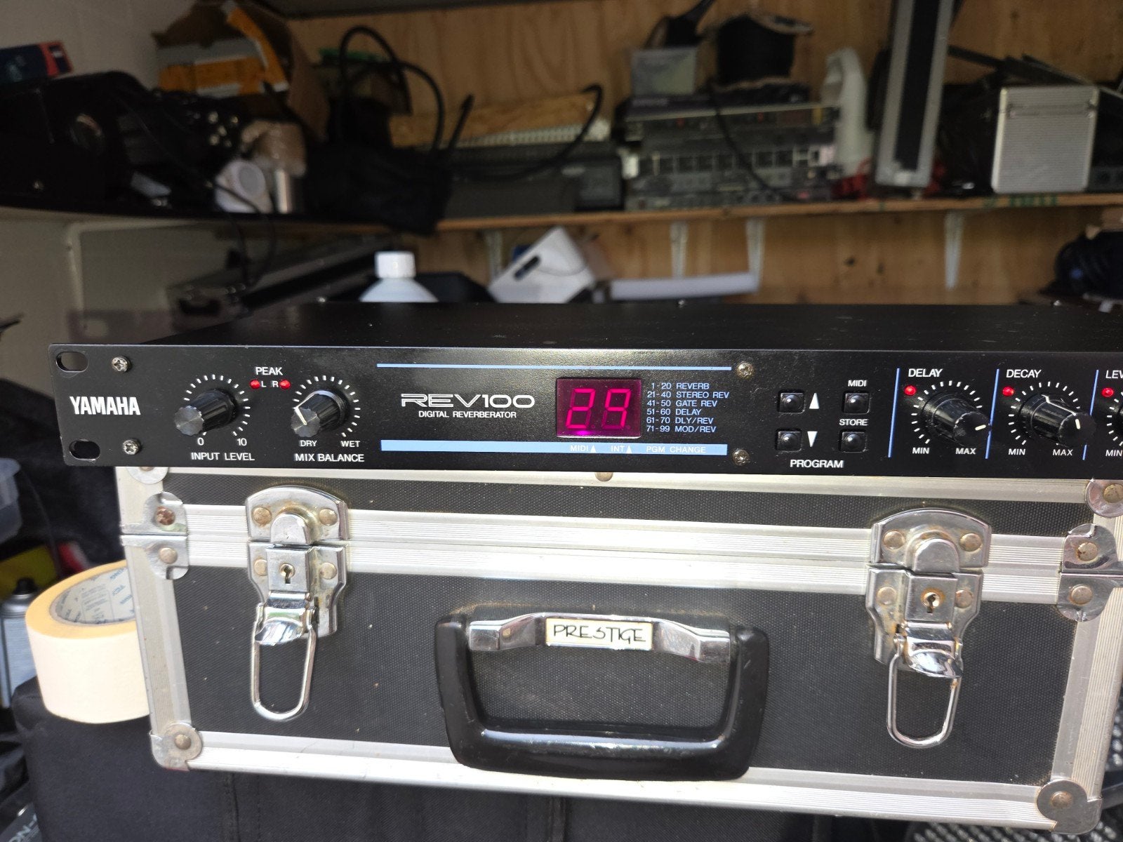 Beroemde Rev 100 galm van Yamaha, Muziek en Instrumenten, Ophalen of Verzenden, Zo goed als nieuw, Delay of Echo