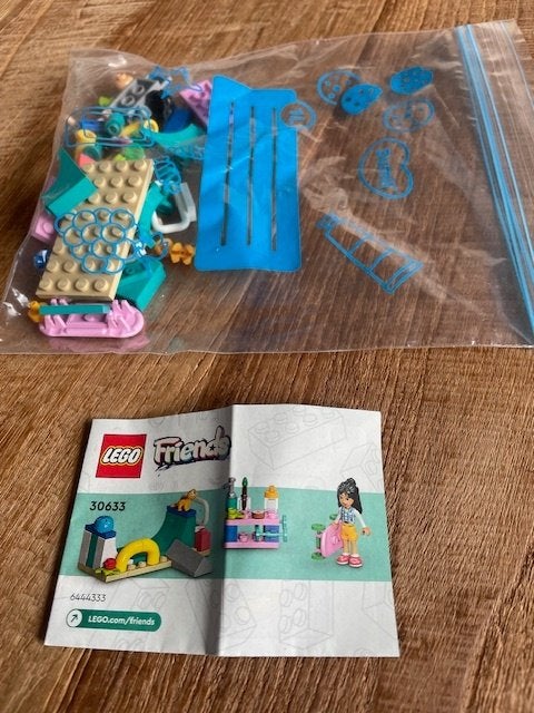 lego friends 30633 2-in-1 skatehelling, Lego, Ophalen of Verzenden, Zo goed als nieuw, Complete set