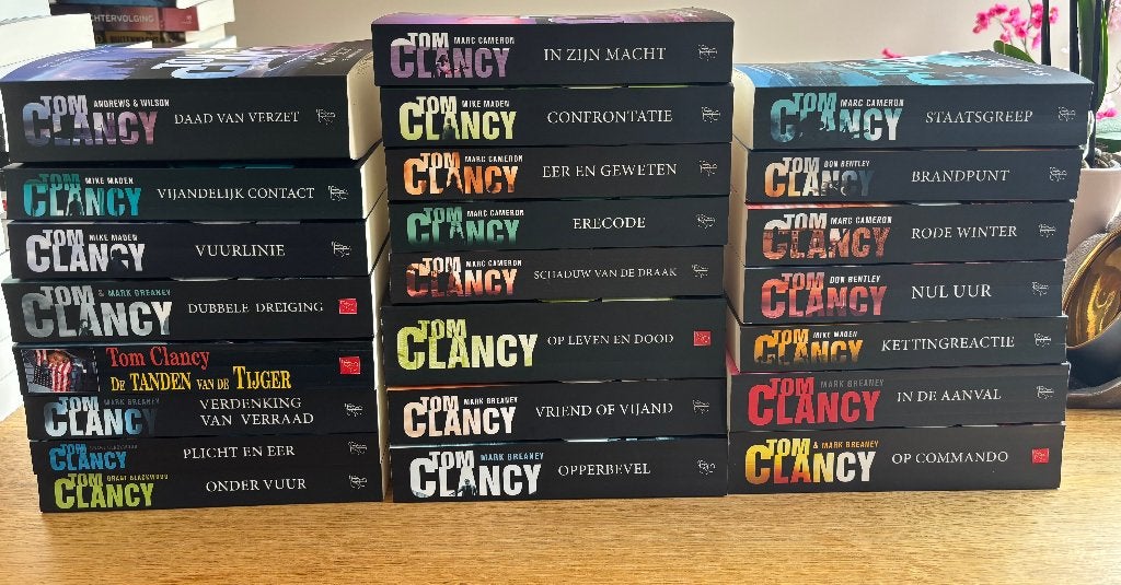 Tom Clancy boeken – Jack Ryan / thrillers, Boeken, Ophalen of Verzenden, Zo goed als nieuw, Populaire fictie