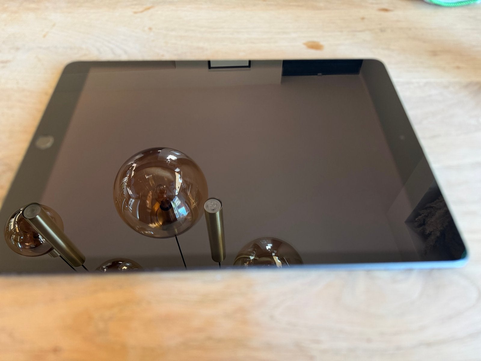 iPad 8e generatie wifi en 4G 32GB met lader en doos, Computers en Software, 10 inch, Gebruikt, 32 GB, Apple iPad