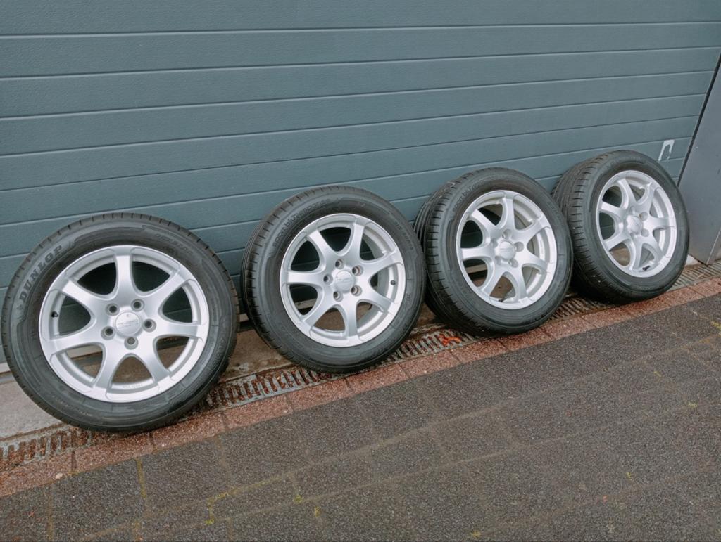 Opel Enzo Velgen met zgan Dunlop banden 16 inch 5x110, Auto-onderdelen, Banden en Velgen, Ophalen, 16 inch, Banden en Velgen, Personenwagen