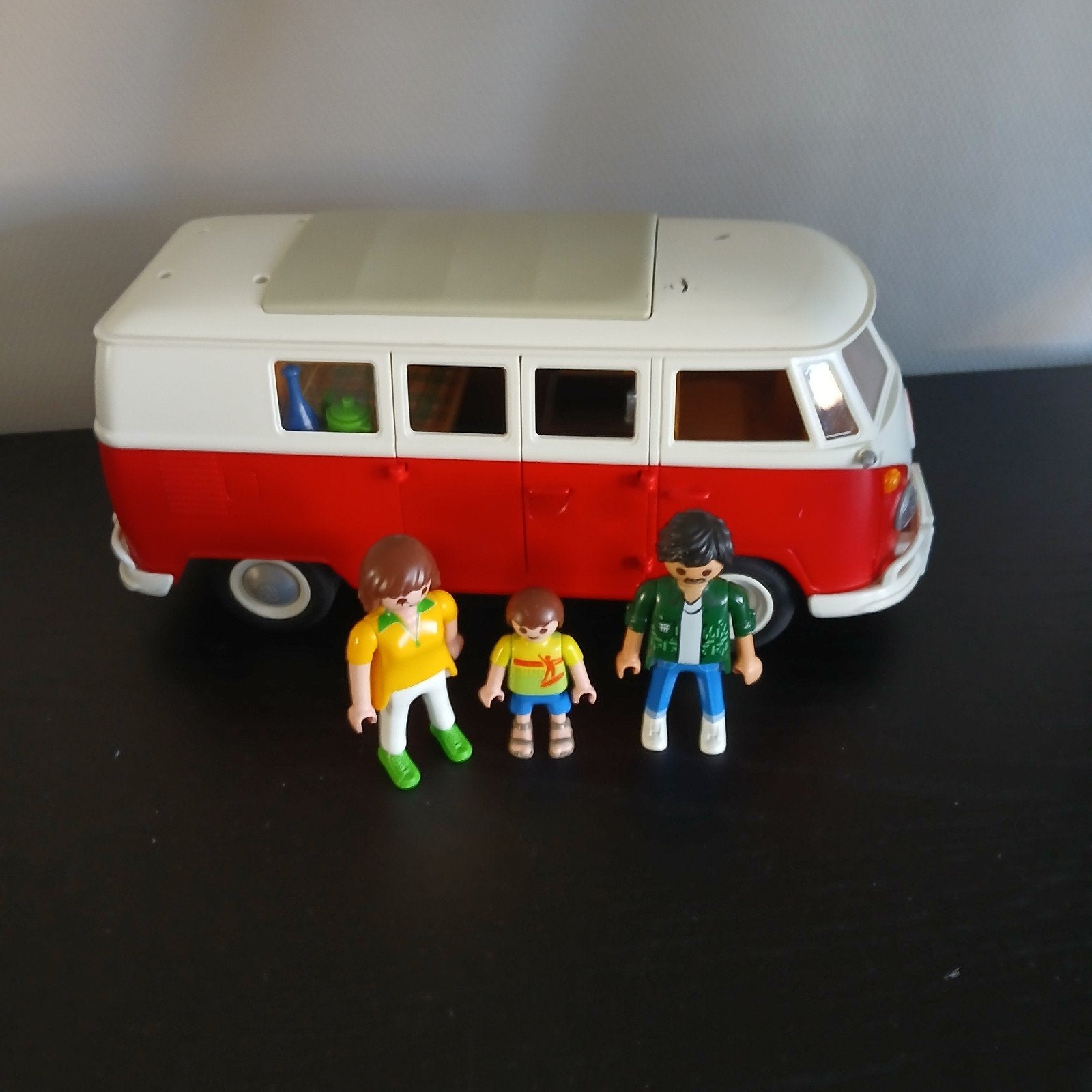 Playmobil Volkswagen T1 Campingbus met figuren, Ophalen of Verzenden, Zo goed als nieuw