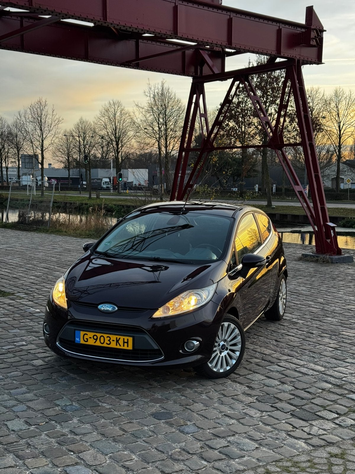Ford Fiësta 1.4 71KW 3DR 2008 Rood, Auto's, Ford, Voorwielaandrijving, Stof, 31 €/maand, 4 cilinders