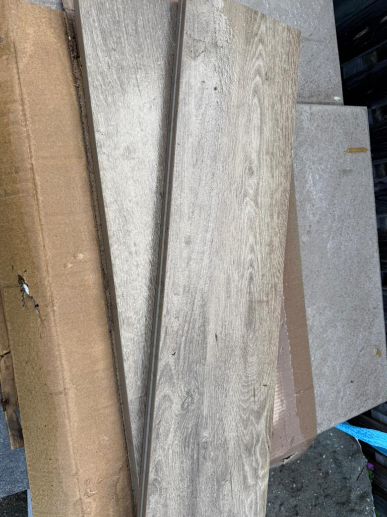 Keramische tegels houtlook, Ophalen, Keramiek, Nieuw, Minder dan 5 m²