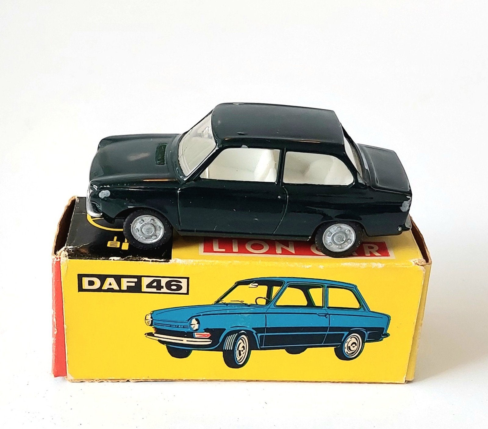 Oude Lion Car DAF 46 Variomatic Modelauto Speelgoedauto 1:43, Ophalen of Verzenden, Gebruikt, Auto, Overige merken