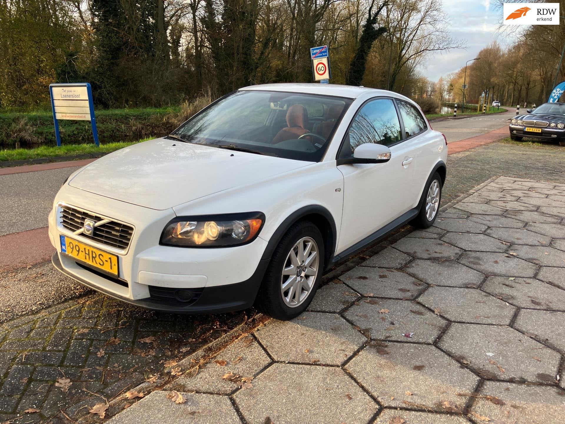 Volvo C30 1.6D DRIVe Sport + NIEUWE APK!, Auto's, Volvo, Voorwielaandrijving, Stof, Gebruikt, 4 cilinders