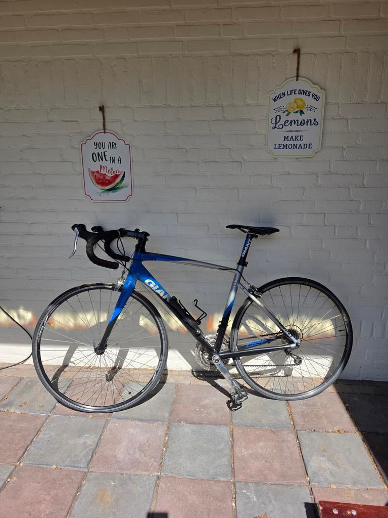 Giant Defy racefiets met pechset, Fietsen en Brommers, Fietsen | Racefietsen, Ophalen, 28 inch, Gebruikt, Aluminium