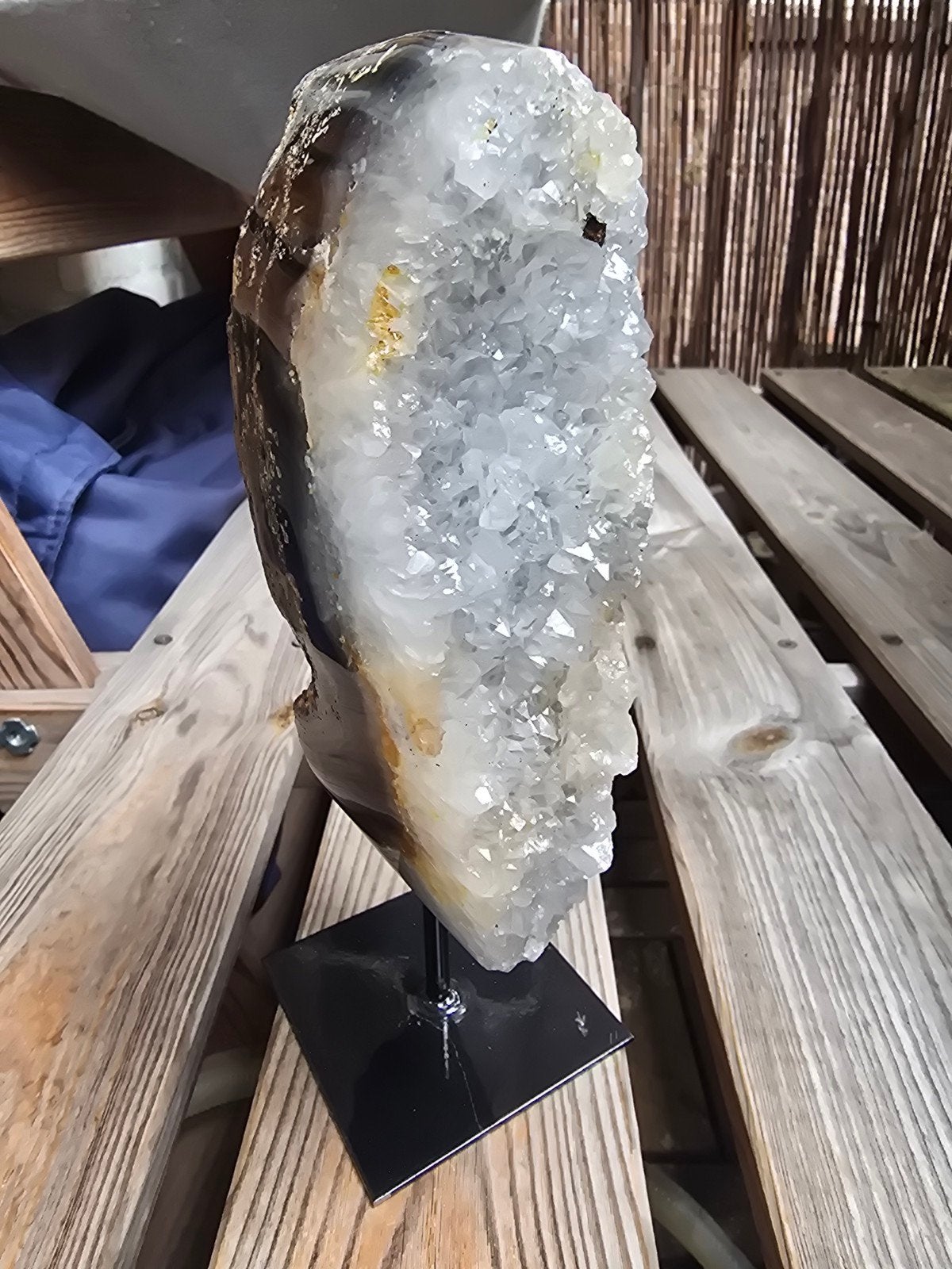 Agaat kristal op standaard, Ophalen of Verzenden, Mineraal