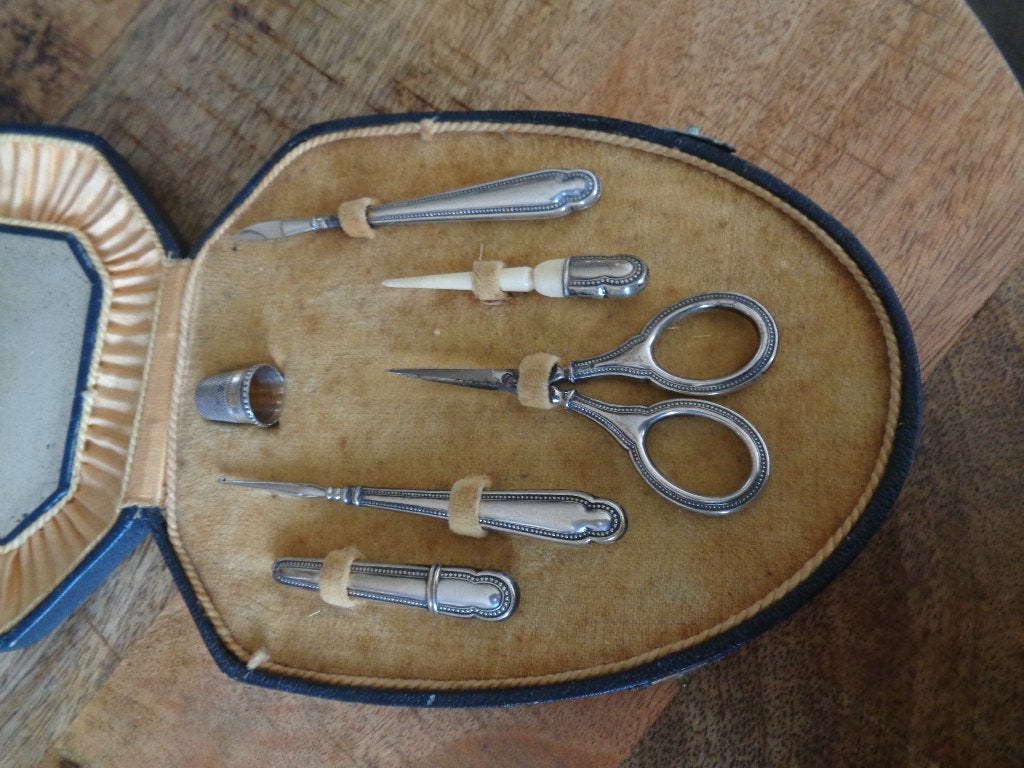 antiek zilveren naaiset in box [030], Verzenden, Zilver