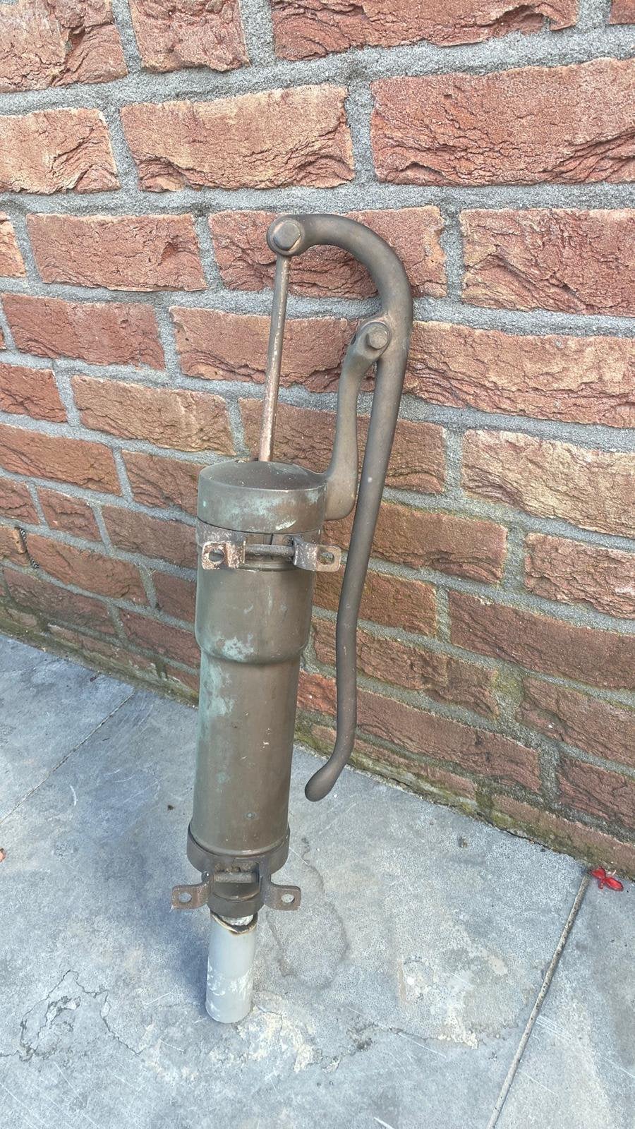 Antieke waterpomp, Tuin en Terras, Waterpompen, Ophalen, Gebruikt, Handmatig, Overige typen