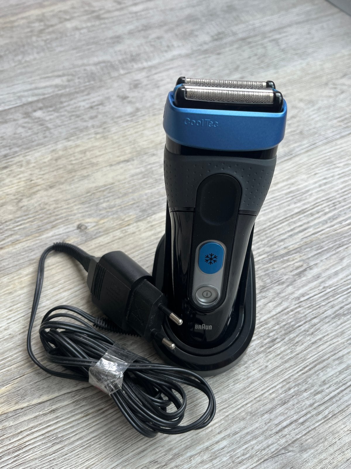Braun CoolTec CT2cc Scheerapparaat met Oplaadstation, Ophalen of Verzenden, Zo goed als nieuw