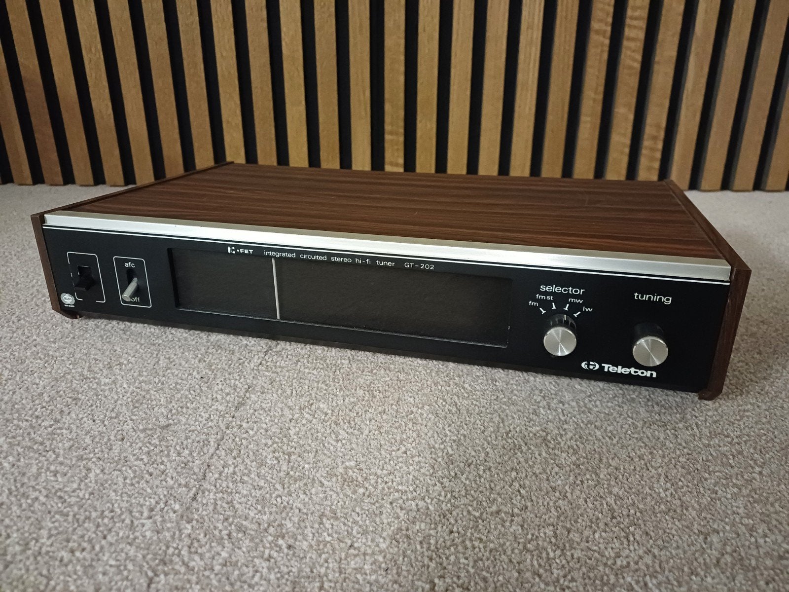 Teleton GT-202 Vintage Stereo Hi-Fi Tuner, Ophalen of Verzenden, Gebruikt, Analoog