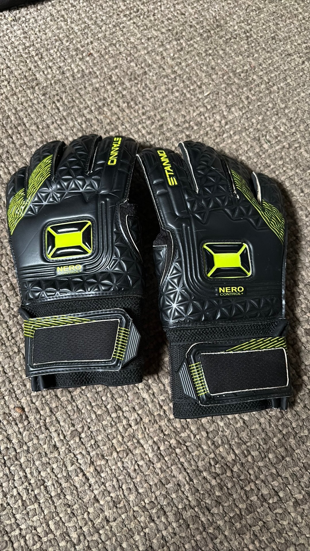Kinder keepershandschoenen Stanno Nero jr V maat 7, Gebruikt, Maat XS of kleiner, Ophalen of Verzenden, Handschoenen