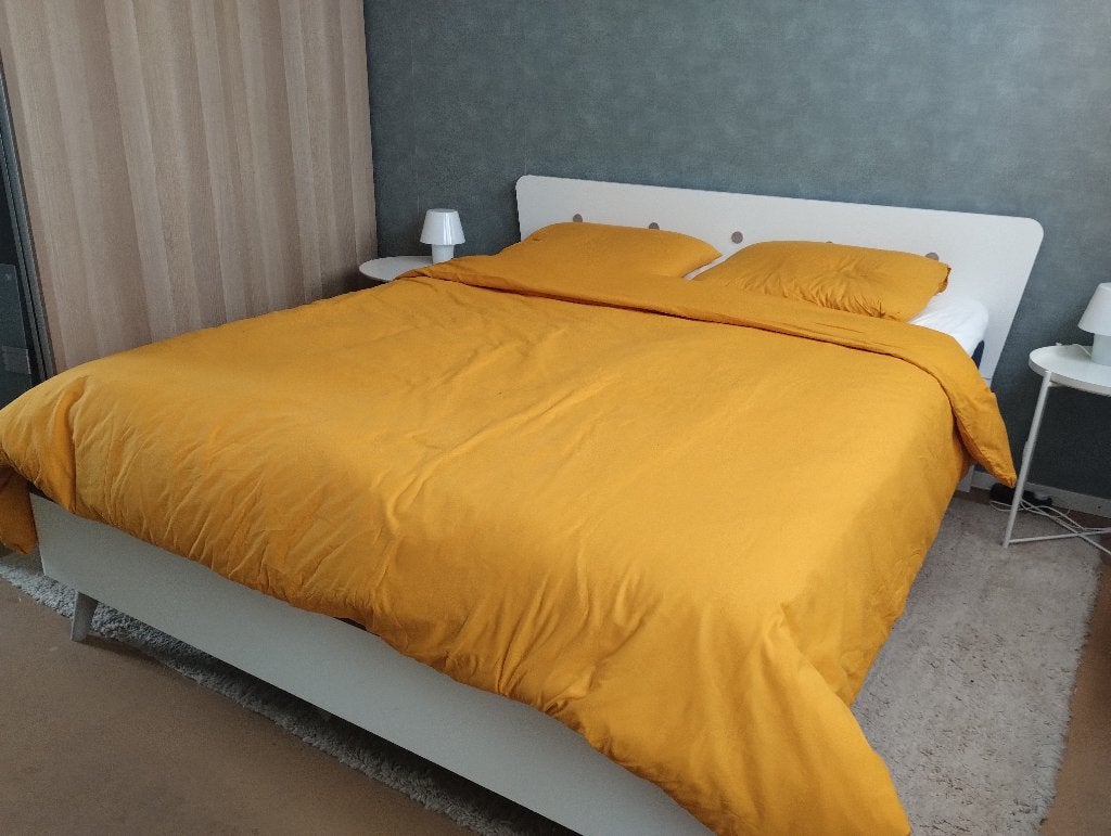 Modern bed 160 x 200, Huis en Inrichting, Slaapkamer | Bedden, Ophalen, Overige materialen, Gebruikt, Wit
