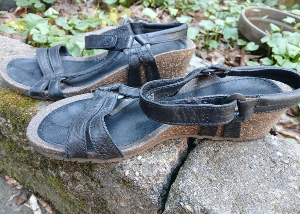 Teva, maat 37, Ophalen of Verzenden, Zo goed als nieuw, Sandalen of Muiltjes