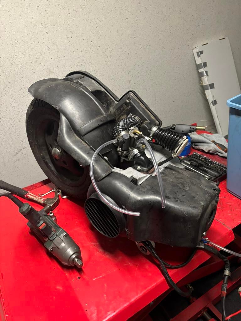 Piaggio 125cc ac blok met papieren gereviseerd plug and play, Ophalen