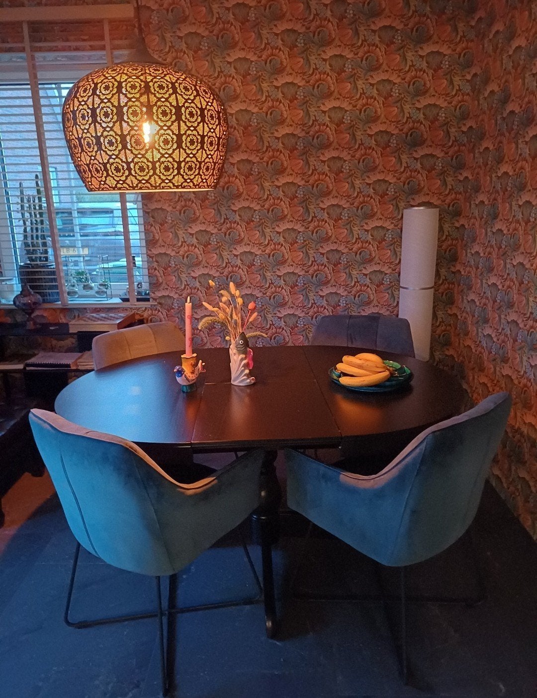 complete.set.4 stoelen, eethoek &  oosterse.lamp., Ophalen