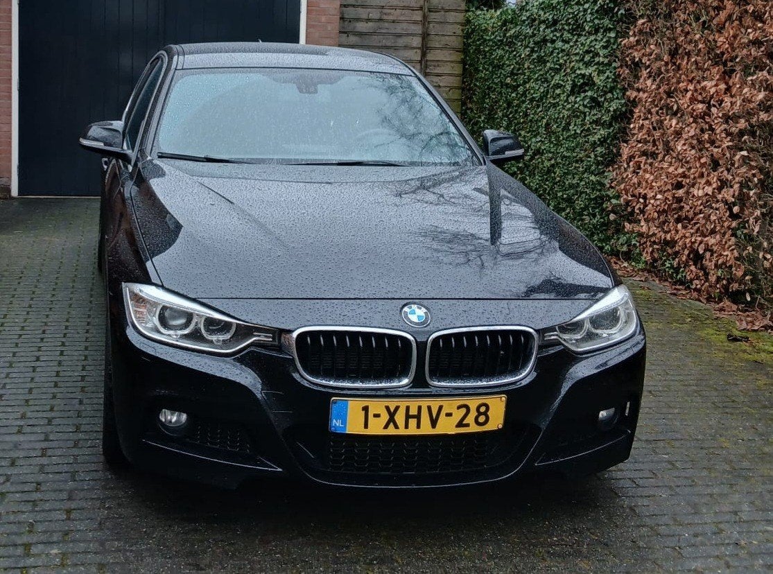 BMW 320i M Sport Automaat | 2014 | Navigatie, Achterwielaandrijving, 4 cilinders, Zwart, Origineel Nederlands