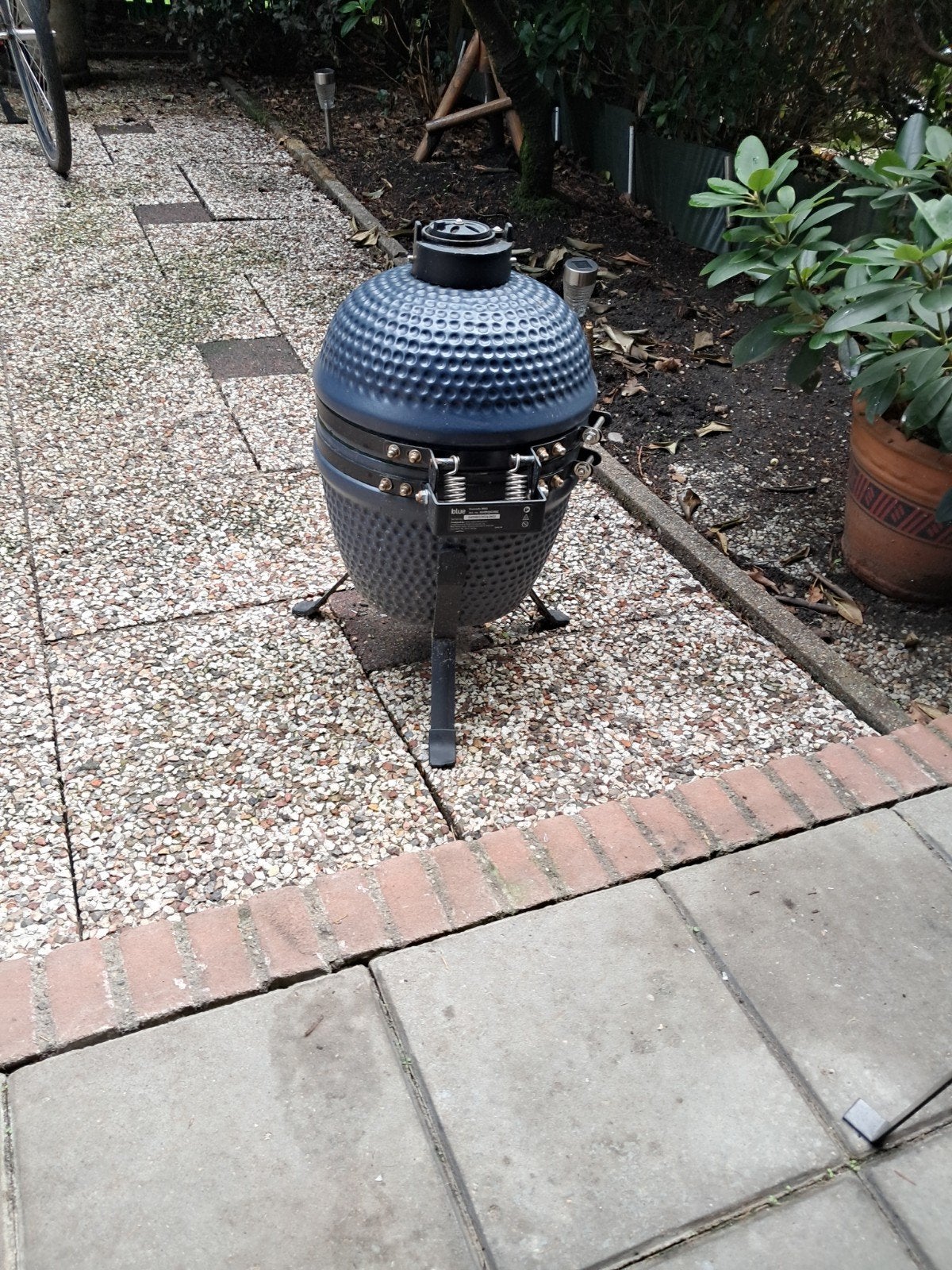bleu kamado, Ophalen