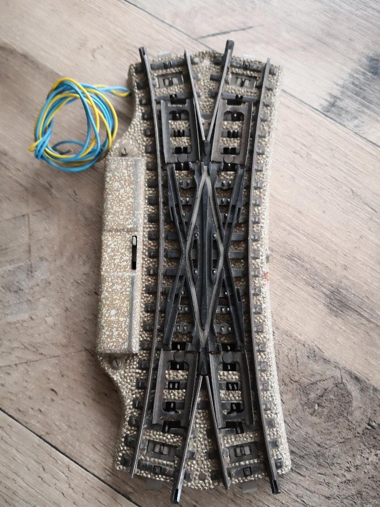 Modeltrein Marklin rails kruiswissel p.stuk €12.95, Wisselstroom, Gebruikt, Rails, Ophalen of Verzenden
