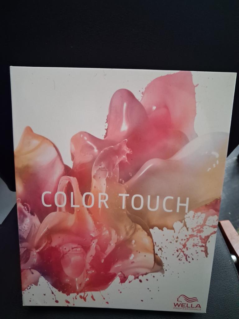 Wella Color Touch haarkleuring + kleurenkaart, Ophalen of Verzenden, Nieuw, Overige typen