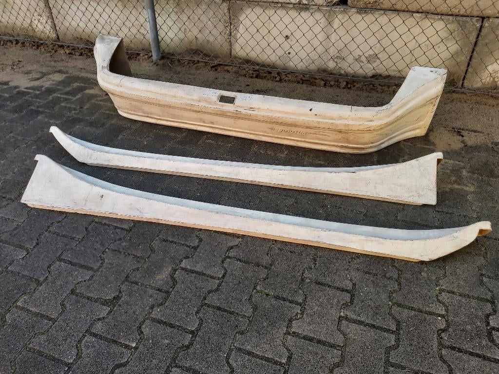 Nieuw! Kadett GSI Mattig  Achterbunmper + skirts, Auto-onderdelen, Carrosserie en Plaatwerk, Ophalen, Nieuw, Bumper
