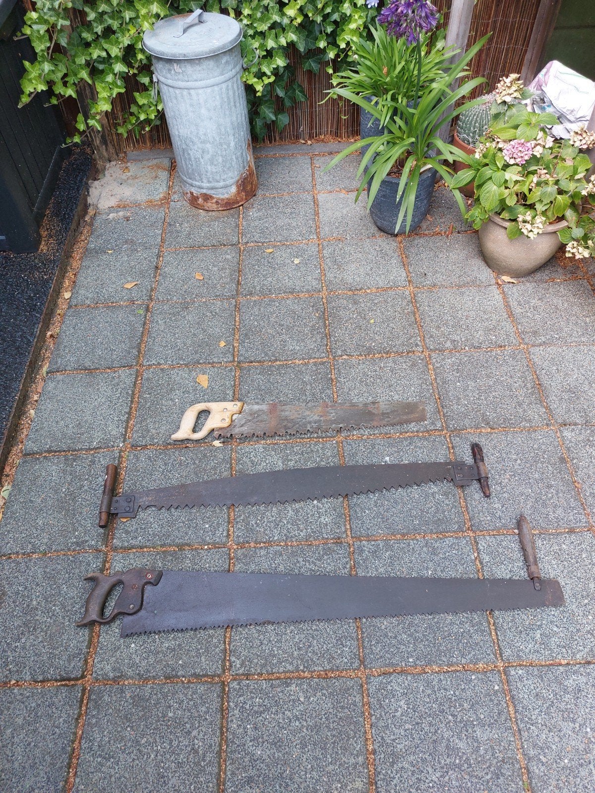 Trekzagen en handzaag, Ophalen, Gebruikt, Handzaag