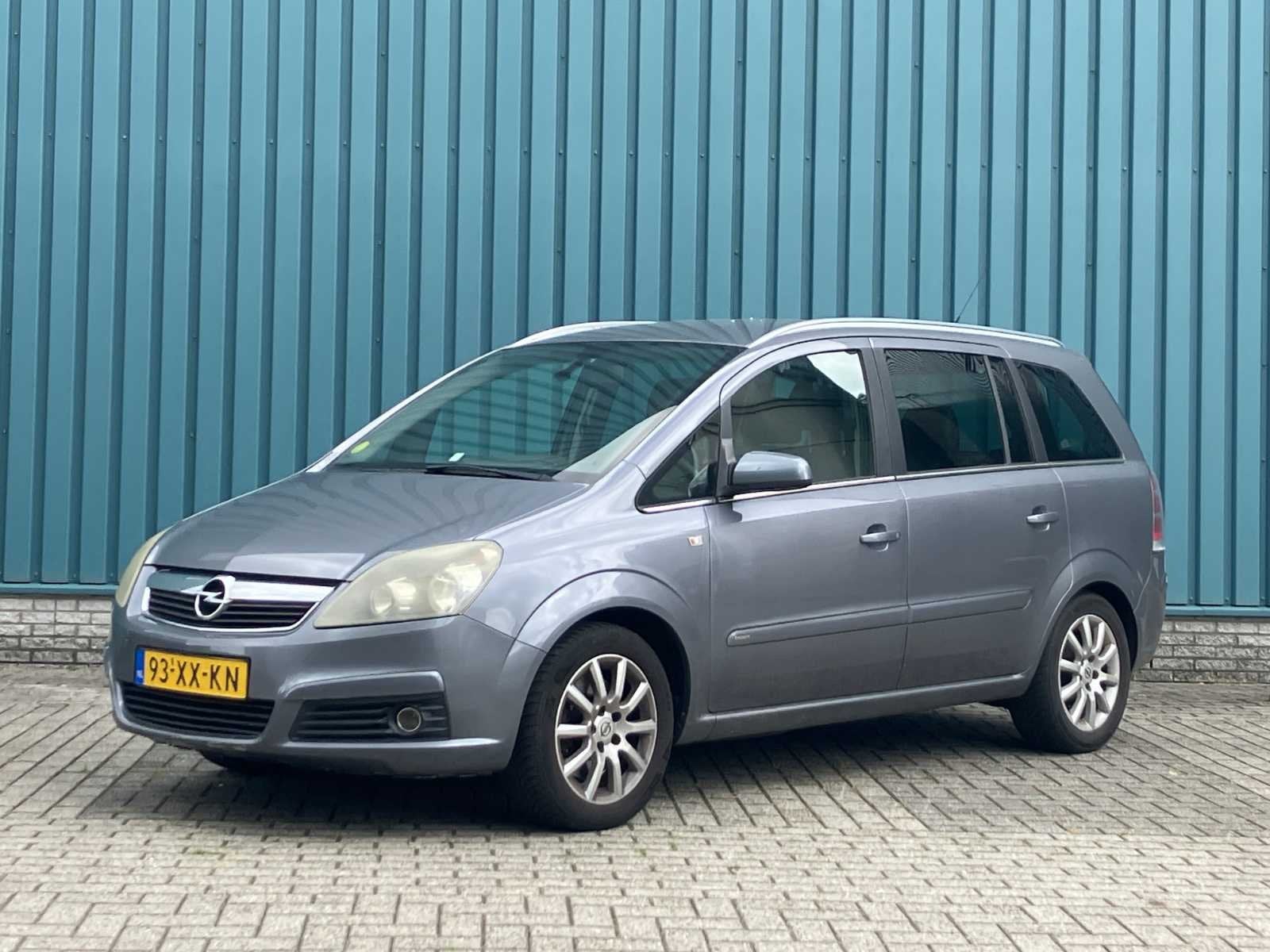Opel Zafira 2.2 Cosmo Automaat, 93-XX-KN, Auto's, Gebruikt, Bedrijf, Zafira, Euro 4