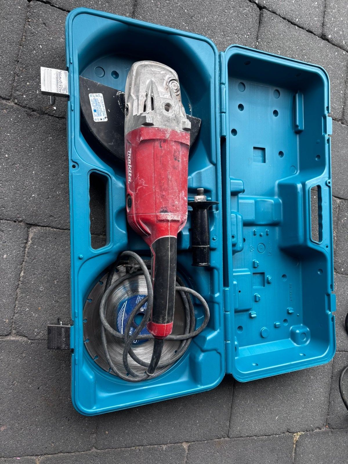 Makita slijptol 230 mm met koffer, Ophalen, Zo goed als nieuw, 1000 watt of meer, Haakse handslijpmachine