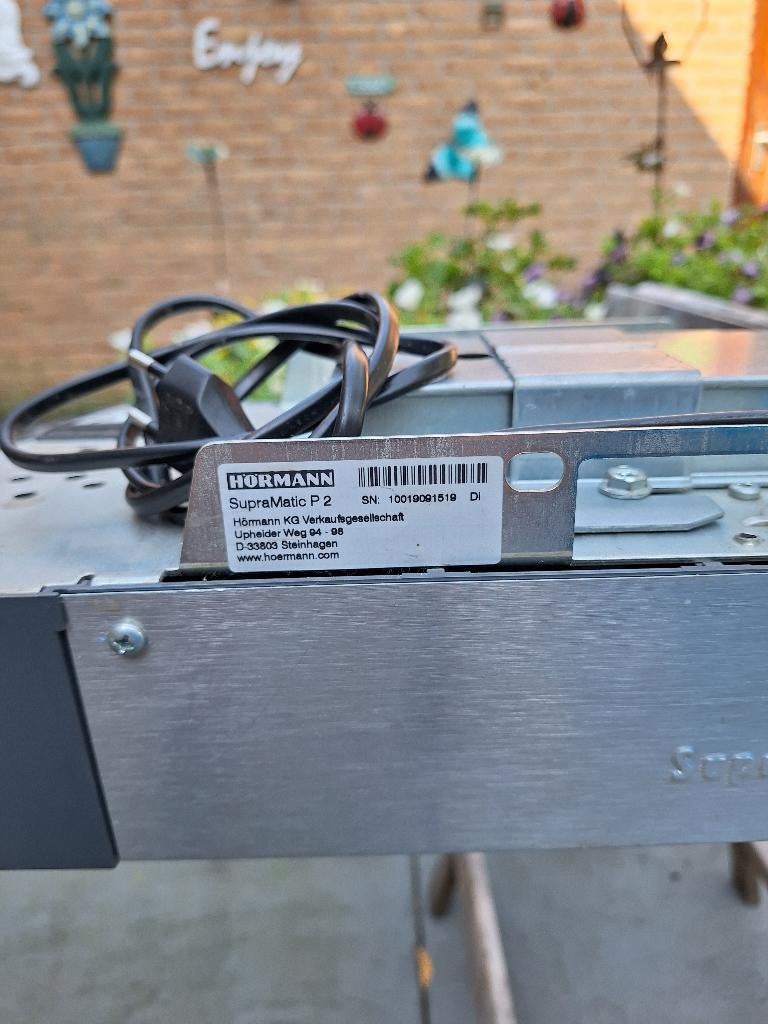 garagedeur aandrijving hormann, Doe-het-zelf en Verbouw, Deuren en Horren, Ophalen, Garagedeur, Zo goed als nieuw, Metaal