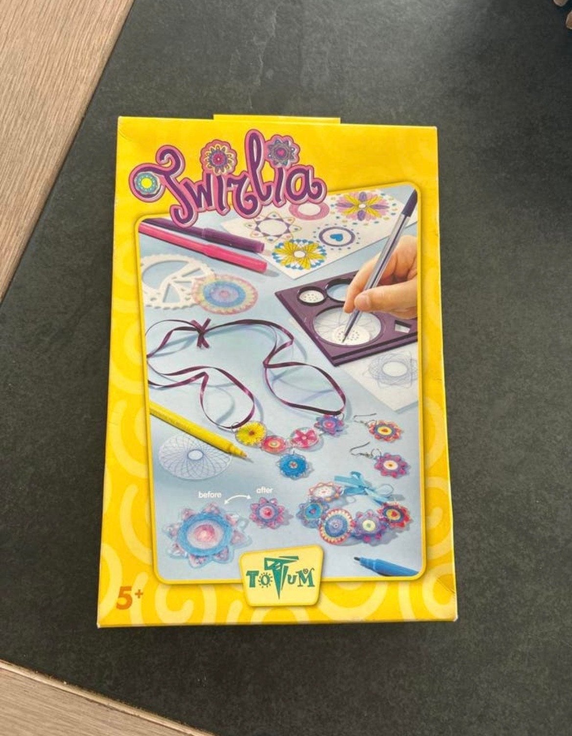 Swirlia Creatief Speelgoed - Maak je eigen sieraden!, Kinderen en Baby's, Speelgoed | Educatief en Creatief, Ophalen of Verzenden