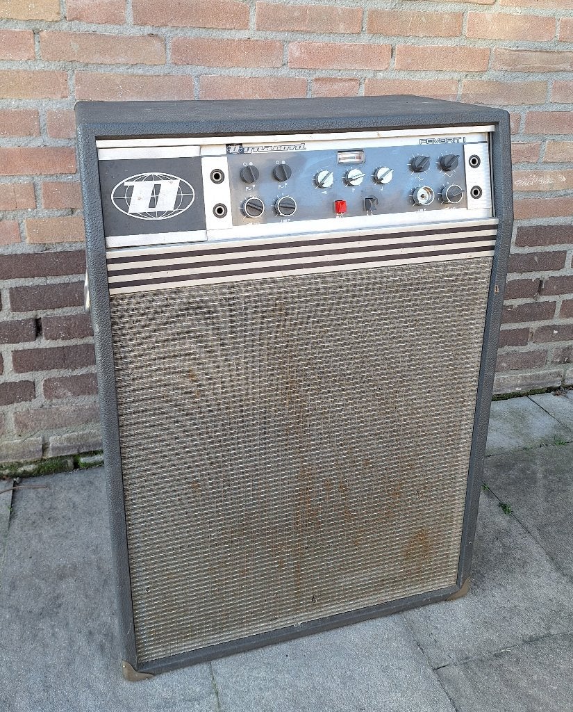 Dynacord Favorit K vintage buizen gitaarversterker, Ophalen, Versterker