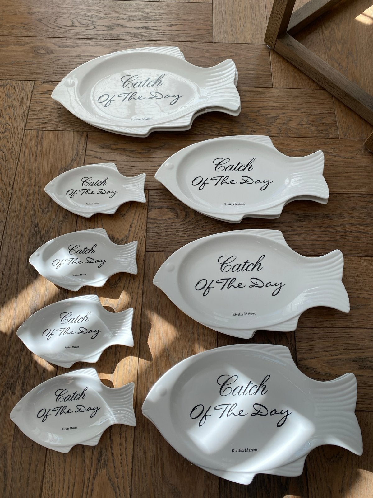 Riviera Maison 'Catch Of The Day' Visschalen Set, Ophalen, Overige merken, Keramiek, Zo goed als nieuw