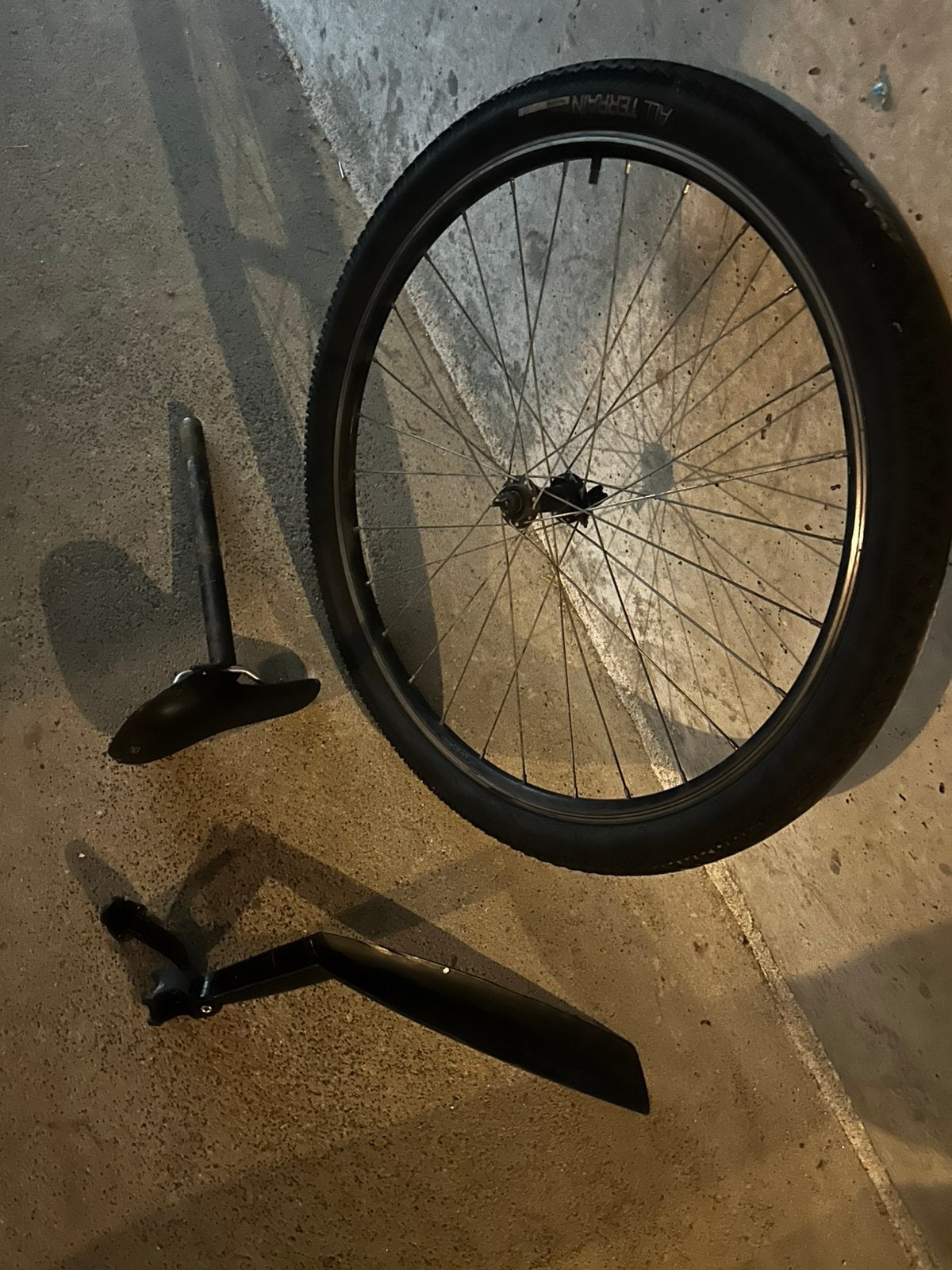 Foto 12 van Trek X caliber 9 Mtb (nieuwe remmen,achterwiel en stuurpen)