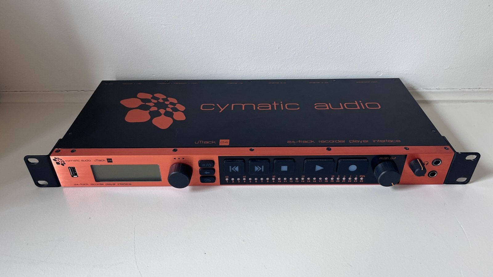 Cymatic Audio uTrack24 24-track recorder player interface, Ophalen of Verzenden, Zo goed als nieuw, Overige merken