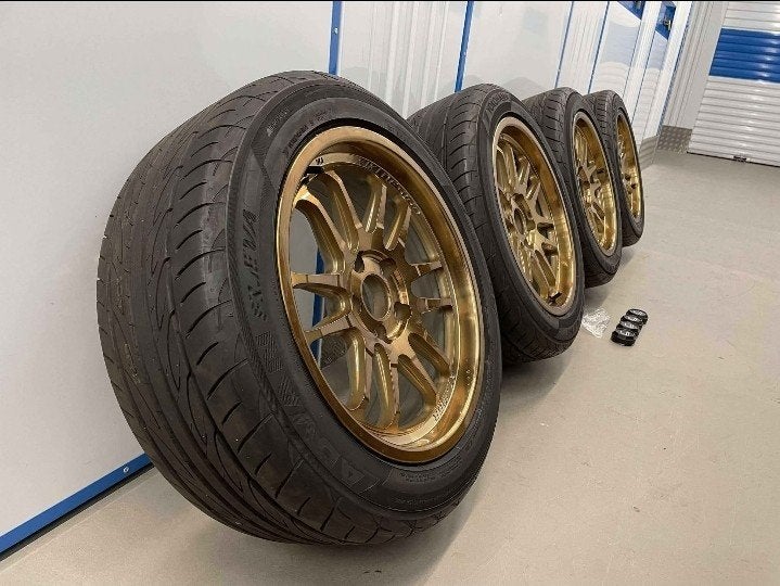 Cosmis XT-206R + Yokohama Advan (Ongebruikt), Ophalen, Nieuw