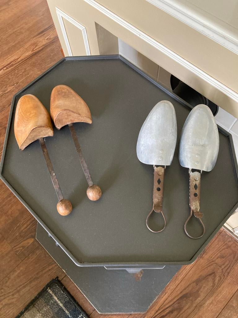 Vintage schoenspanners - Houten en metalen set, Antiek en Kunst, Curiosa en Brocante, Ophalen of Verzenden
