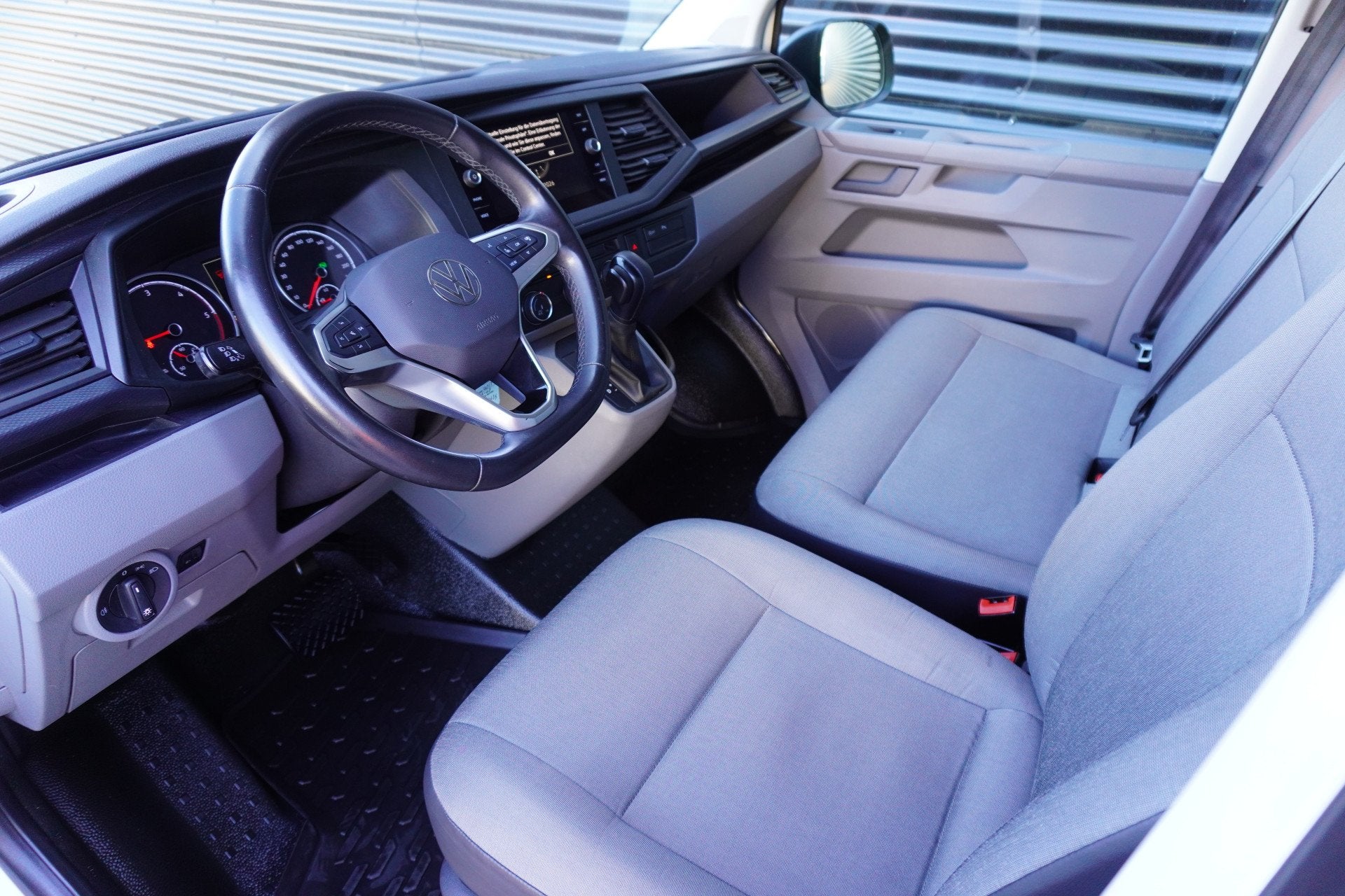 Volkswagen Transporter Volkswagen Transporter 150pk Automaat, Auto's, Gebruikt, 4 cilinders, 150 pk, Volkswagen