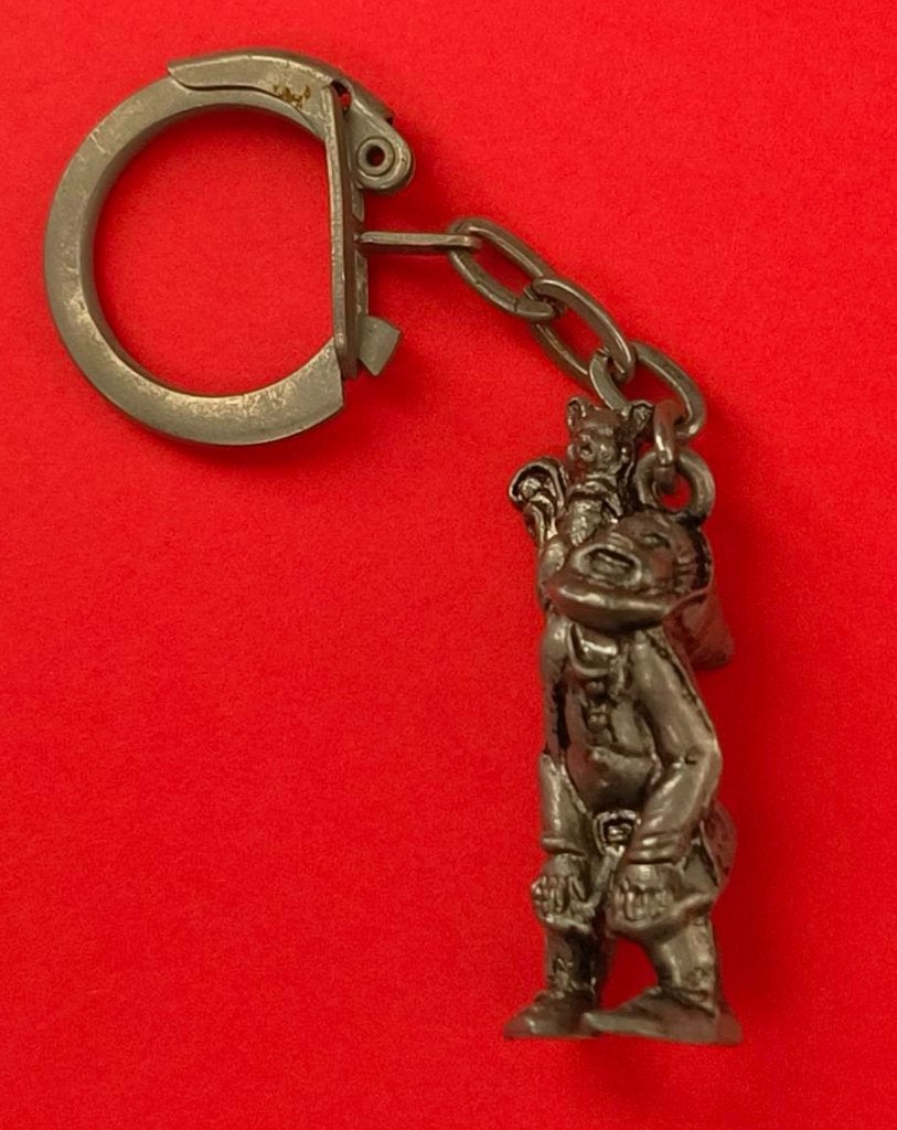 Kabouter 5 sleutelhanger (met eekhoorn op schouder), Ophalen of Verzenden, Zo goed als nieuw, Knuffel of Figuurtje