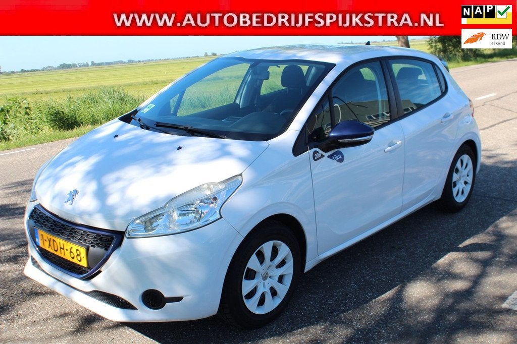 Peugeot 208 1.0 VTi LIKE // 5-drs / weinig km //, Auto's, Peugeot, Voorwielaandrijving, Euro 5, Gebruikt, Origineel Nederlands