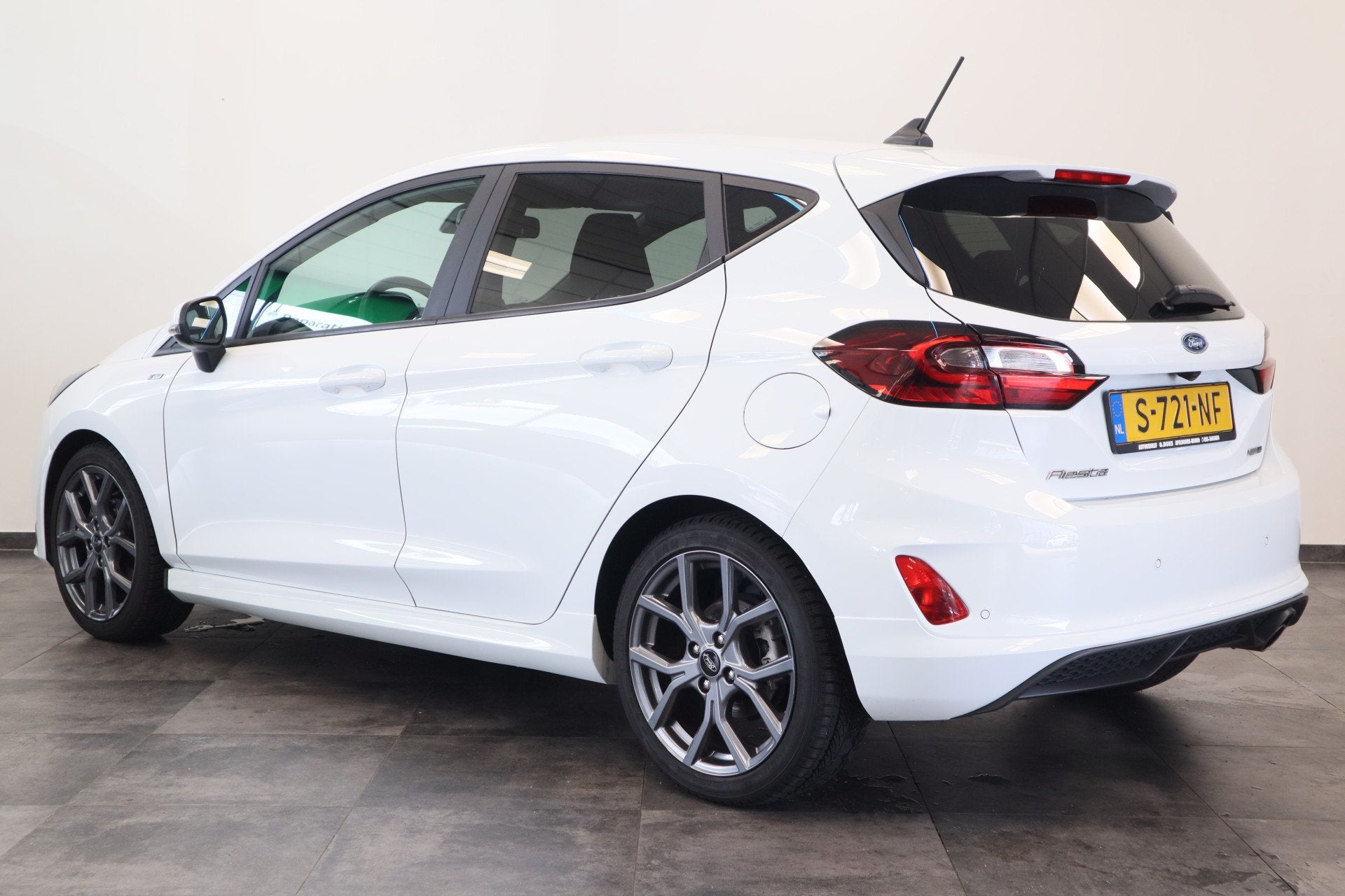Ford Fiesta 1.0 EcoBoost Hybrid ST-Line X Keyless Camera 24, Auto's, Ford, Met garantie (alle), Overige brandstoffen, Wit, Bedrijf