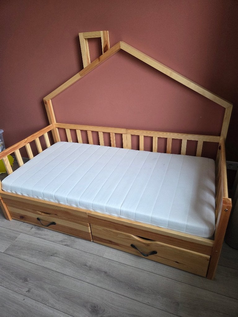 Foto 2 van Kinderbed 80x160