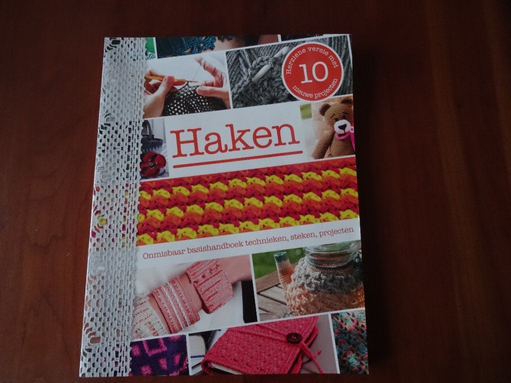 Haken, boek, Ophalen of Verzenden, Zo goed als nieuw, Haken, Patroon of Boek