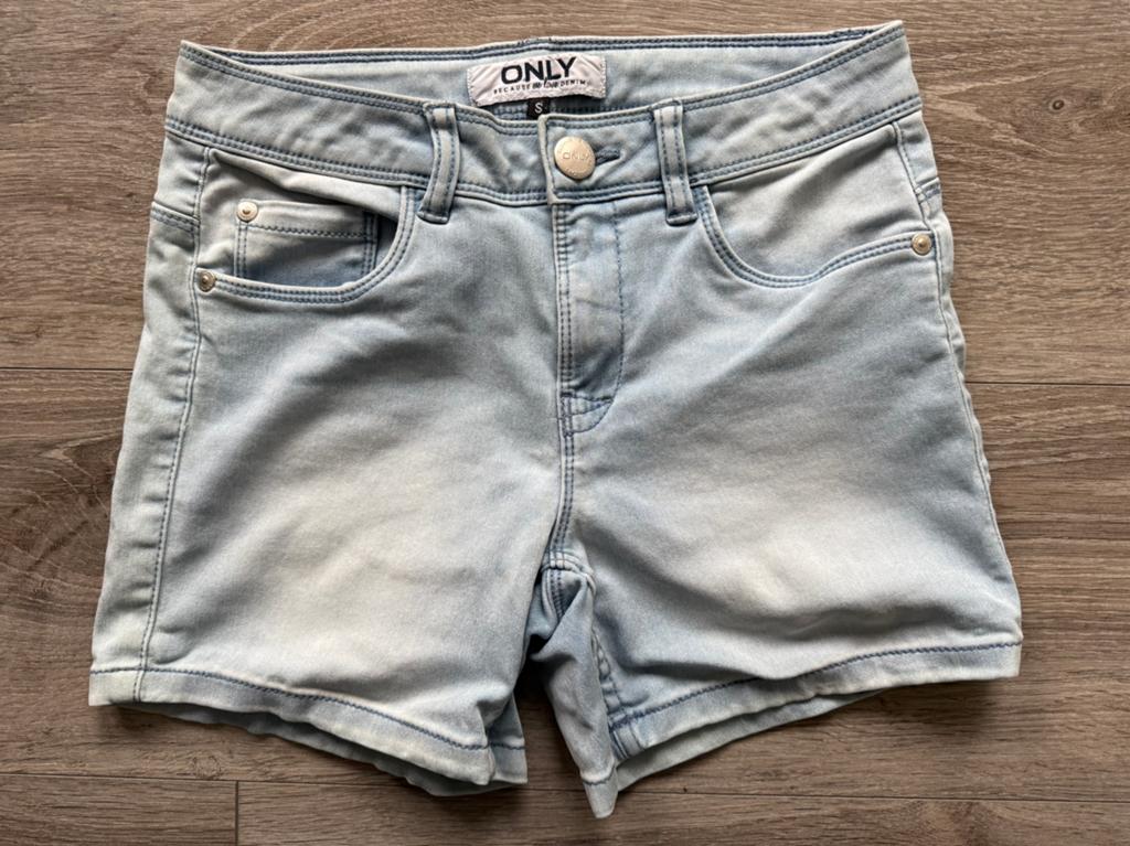 Korte broek, Kort, Blauw, Ophalen of Verzenden, Zo goed als nieuw